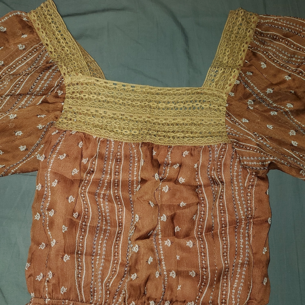 Romper - Picture 2 of 3